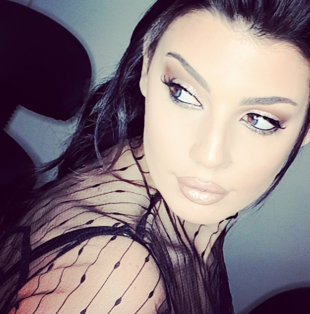 Maha Constantine_aWaXO